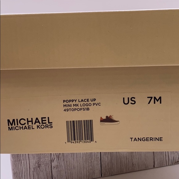 \Michael Kors Poppy Lace Up Sneakers Tangerin - Picture 13 of 13